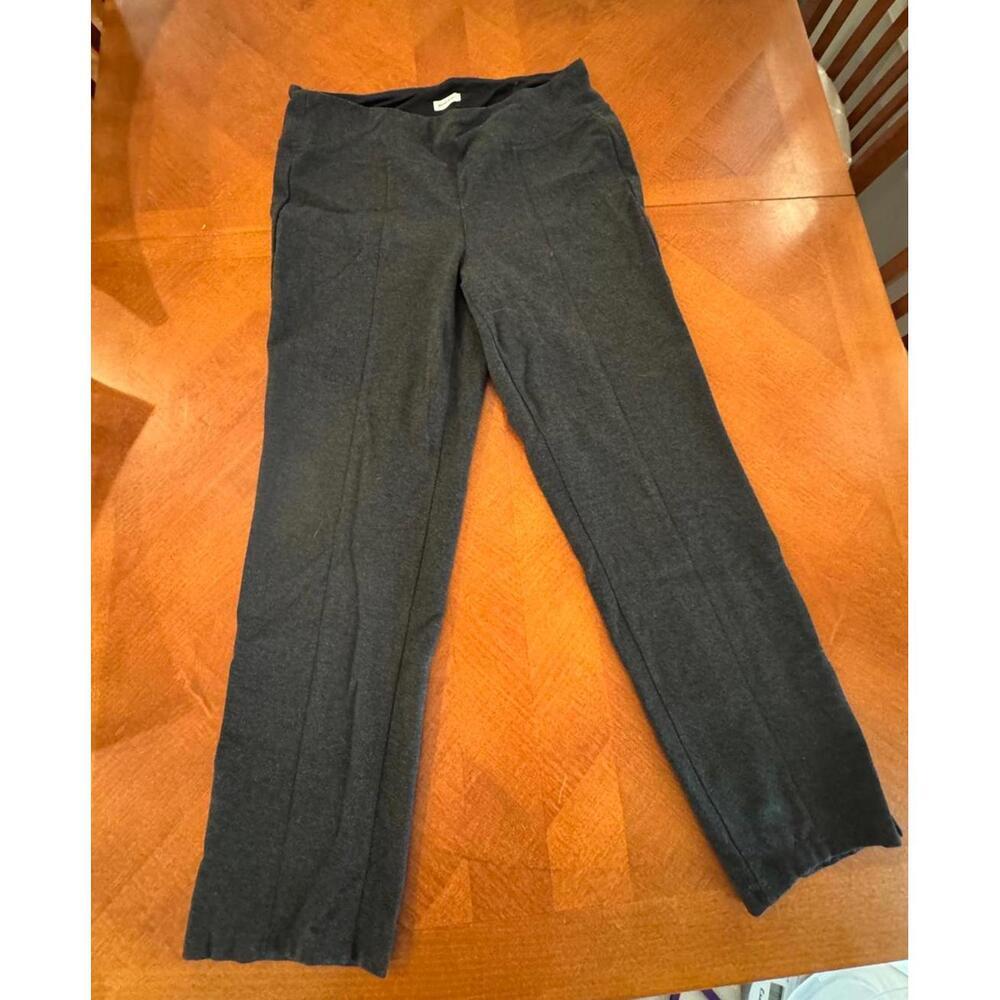 Avenue Women's Stretch Flare Leg Pants - Size 14/16
P-1-122